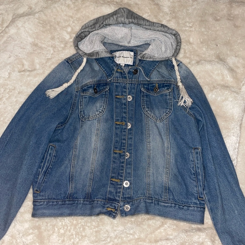 Jean jacket with grey hood
